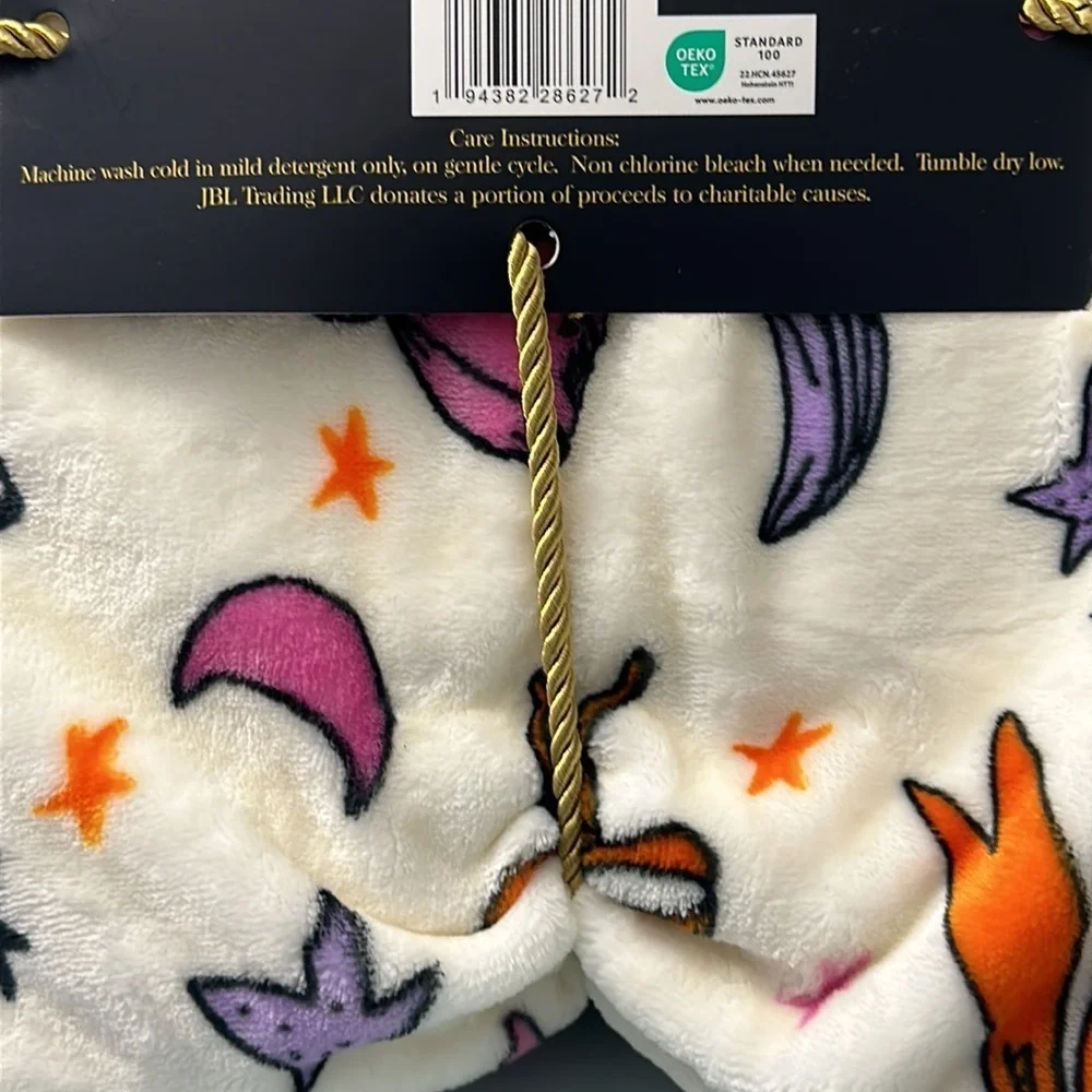 NWT RACHEL Rachel Roy Halloween Bows Full/Queen Blanket